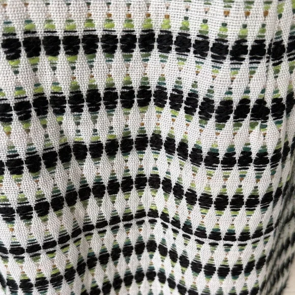 Muse Women’s Sleeveless Dress: Textured Bodice, Geometric Pencil Skirt, Size 6 - Picture 2 of 7